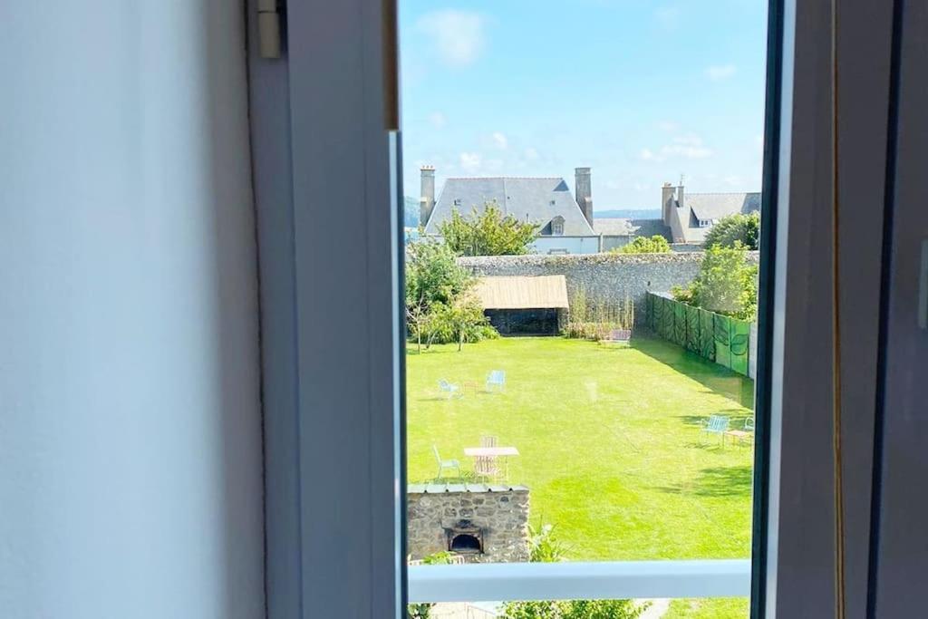 Miramar - 50m - Rue Gratuite *